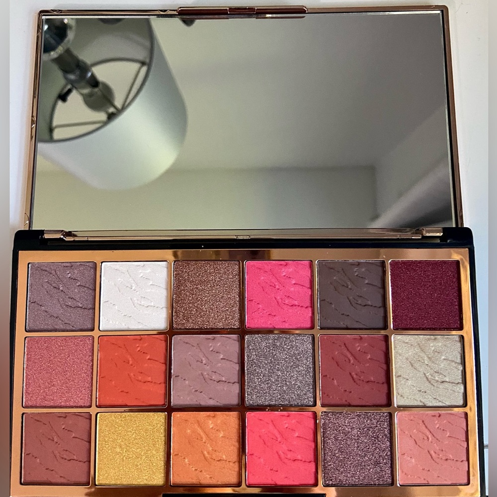 Revolution- Fierce Wild Animal Palette